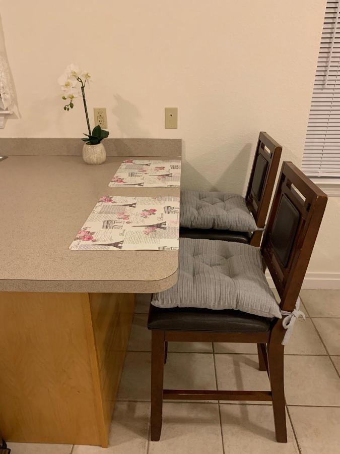 Modern House Minutes From Downtown Gainesville, Uf, Va & More! Eksteriør billede