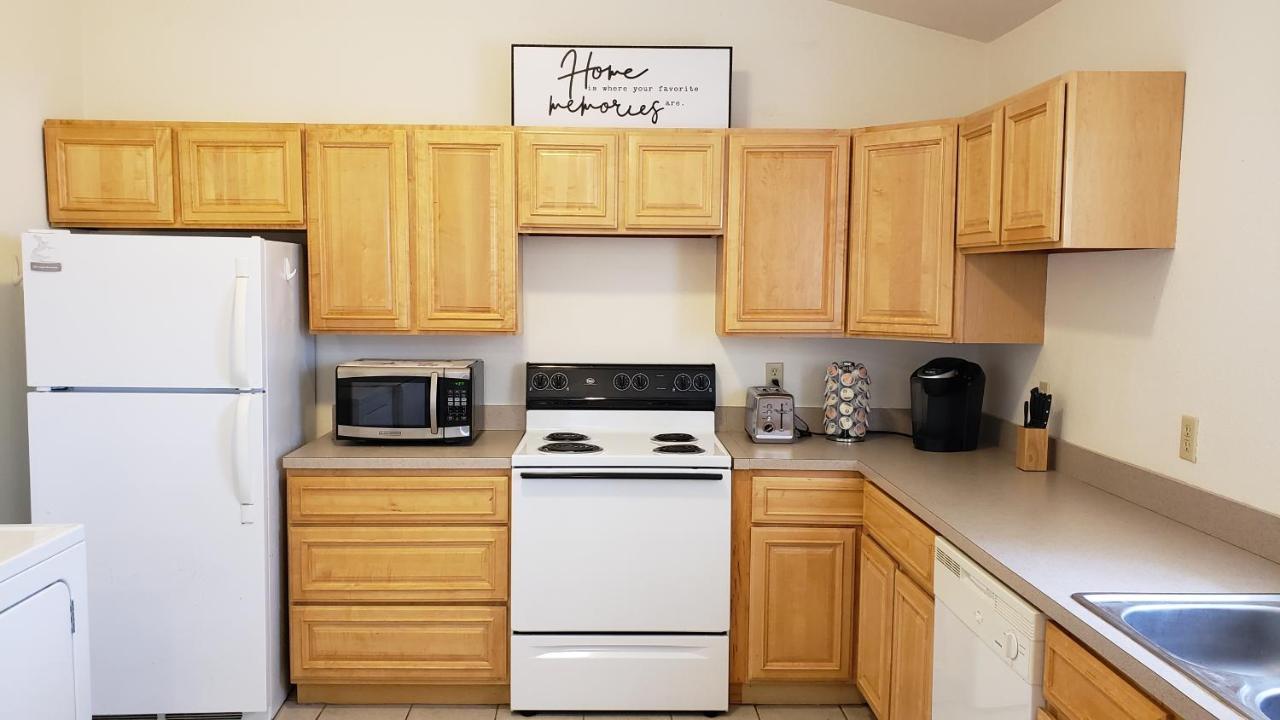 Modern House Minutes From Downtown Gainesville, Uf, Va & More! Eksteriør billede