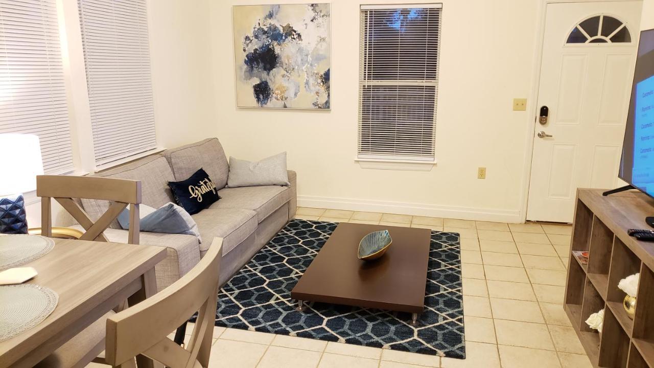 Modern House Minutes From Downtown Gainesville, Uf, Va & More! Eksteriør billede