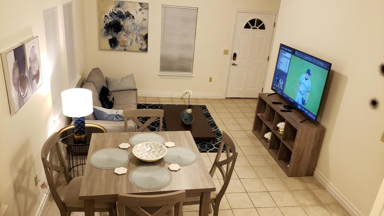 Modern House Minutes From Downtown Gainesville, Uf, Va & More! Eksteriør billede